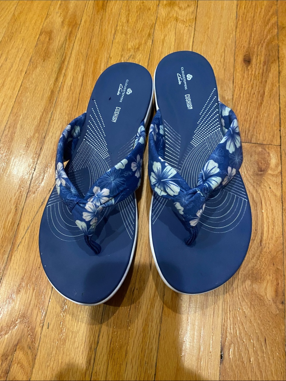 Clarks Blue Floral Thong Sandals for Women